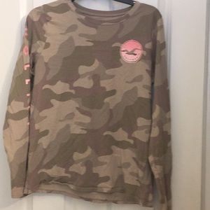 GIRLS LONG SLEEVE HOLLISTER TEE